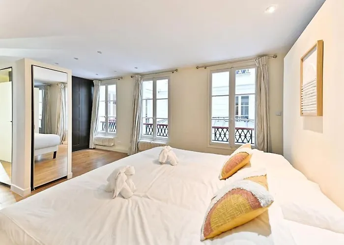 Grand Appartement Central Paris 150M2 - II